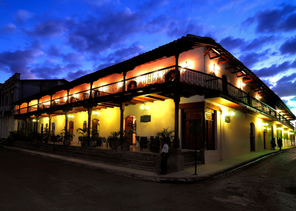 Hotel Plaza Colon - Granada Nicaragua