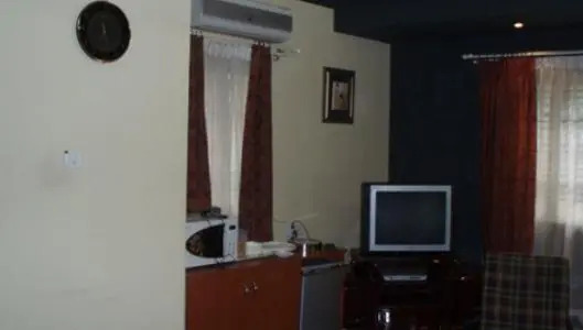 Richmond Suites