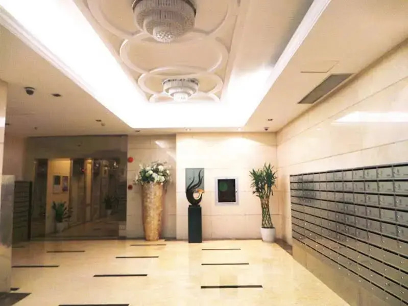 Huijia Apartment Dongmen Shop