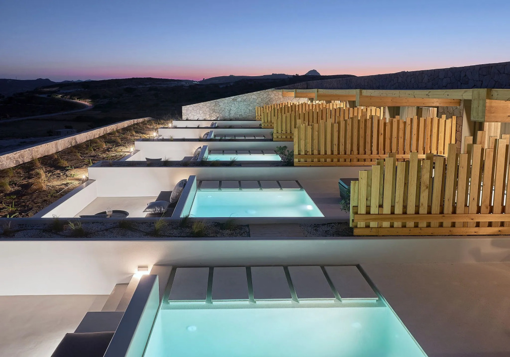 Cave Suites Milos