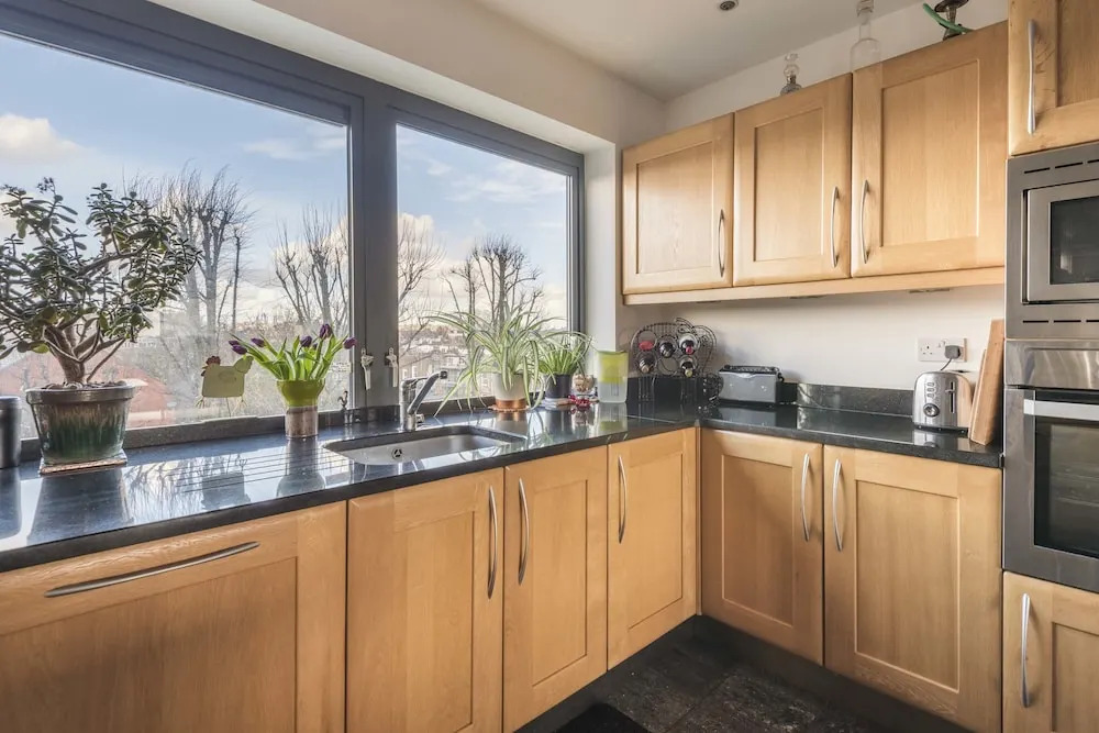 Bright Islington Apartment with Spectacular Views