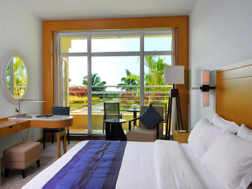 Days Hotel And Suites Resort