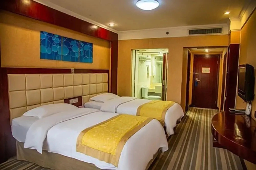 Royal Hotel