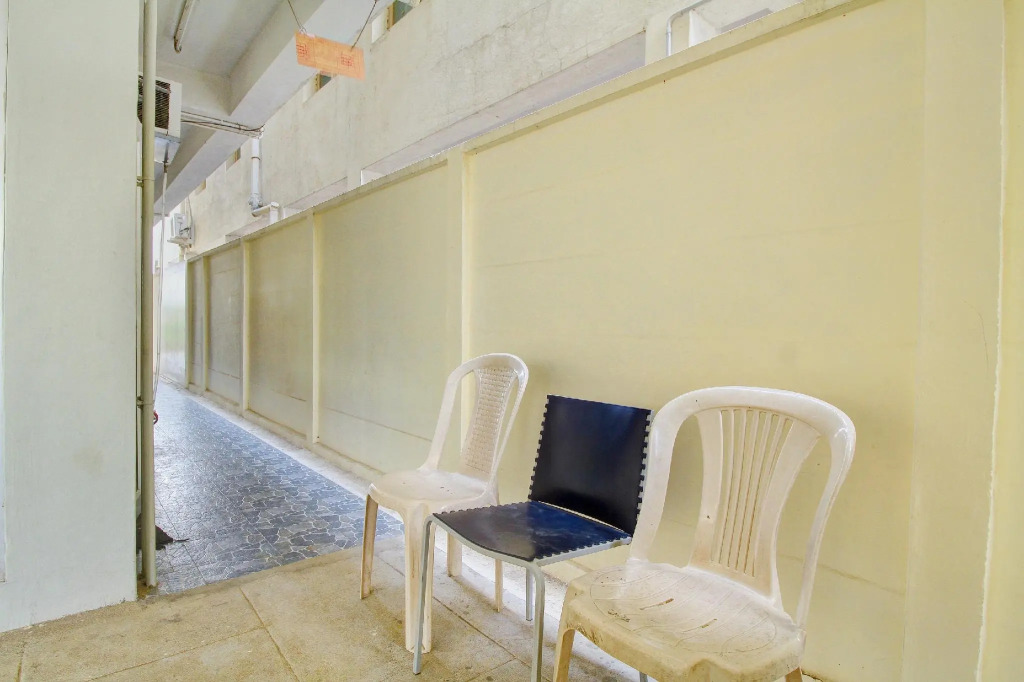 OYO 3860 Apartment JLS Gruha