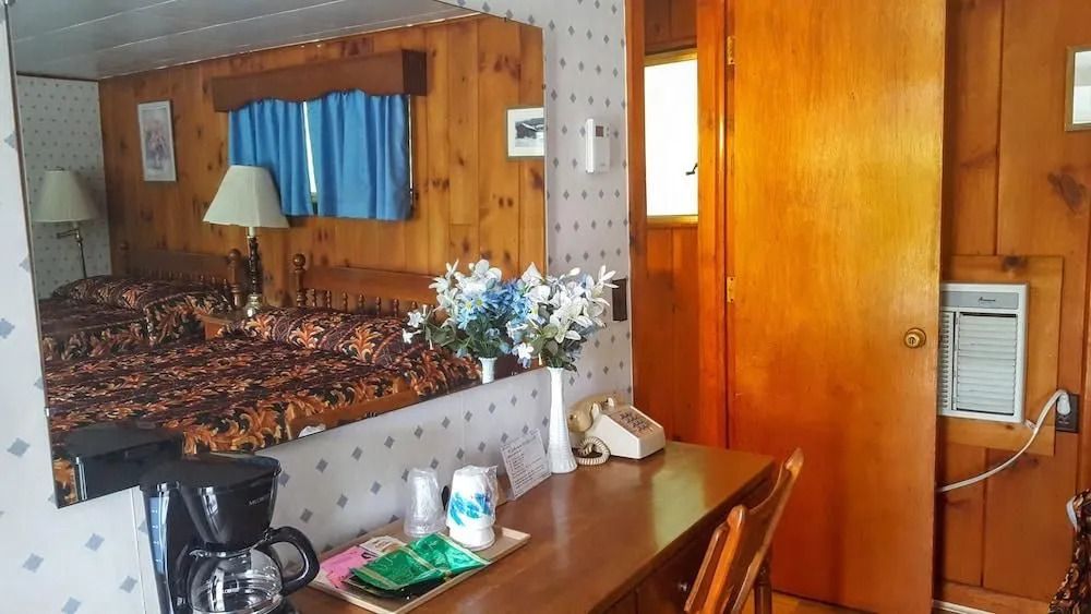 Starlight Inn