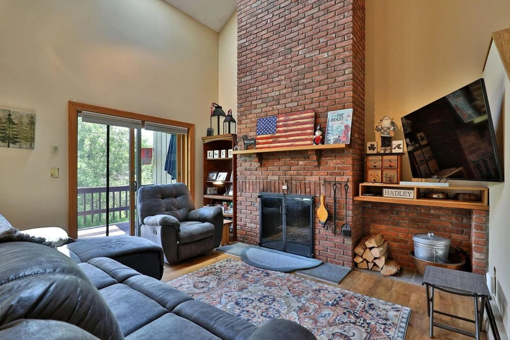 Colony Club Loft F31 by Killington Vacation Rentals