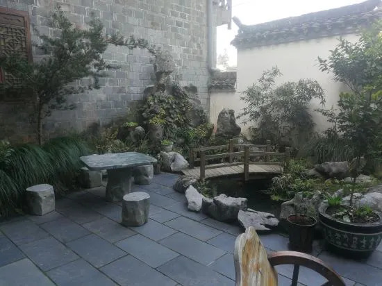 Yaoli Ancient Town Hotel