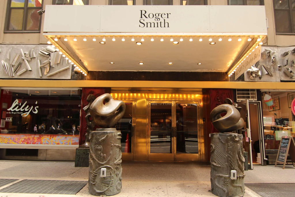 Roger Smith Hotel