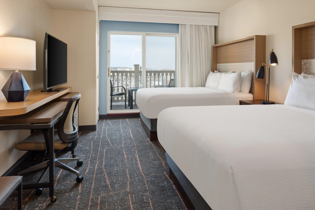 Holiday Inn Hotel & Suites Maple Grove Northwest Minneapolis-Arbor Lakes by IHG