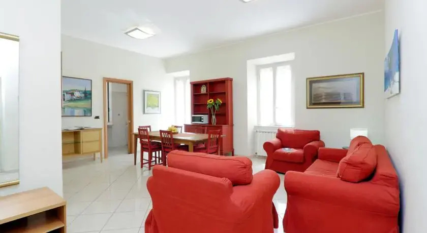 Alba Halldis Apartment