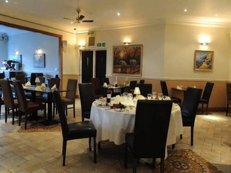 Beveridge Park Hotel
