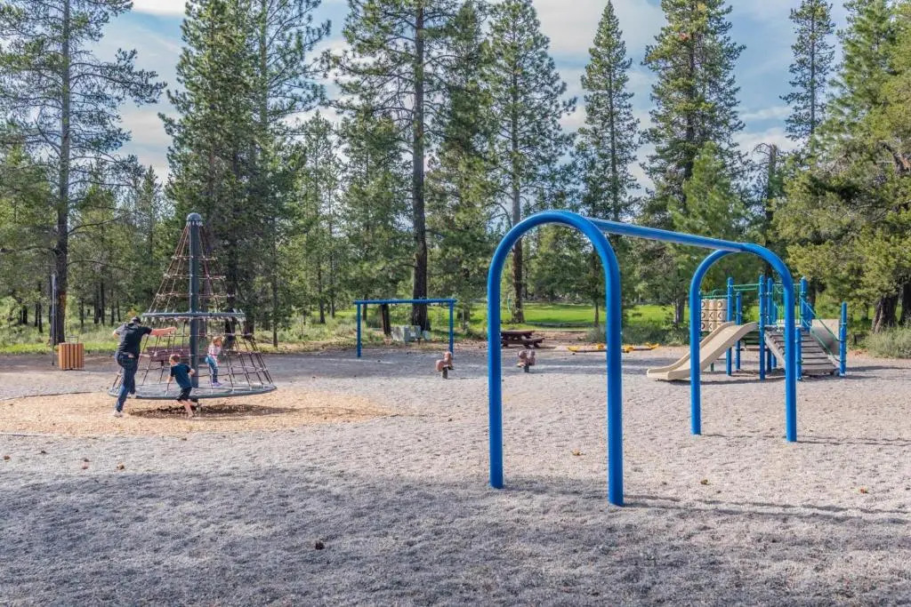 Lassen Lane 15