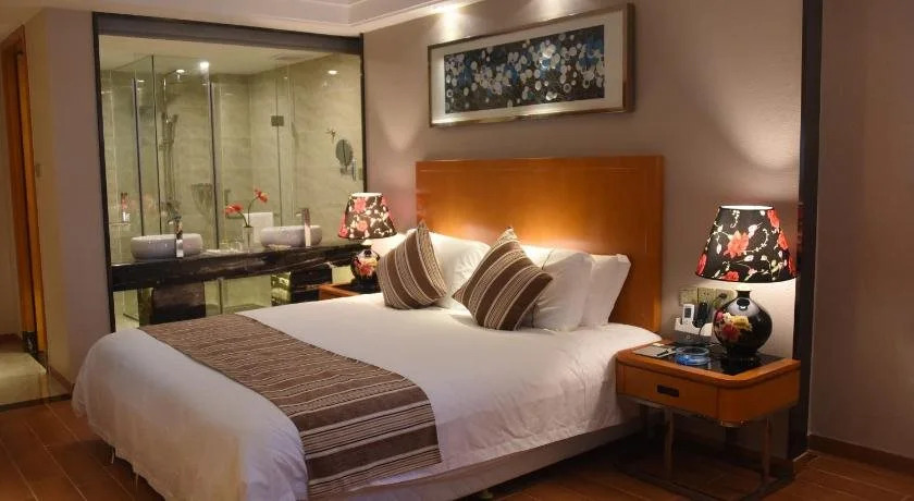 Qionghai Xiangshang Aihua Hotel