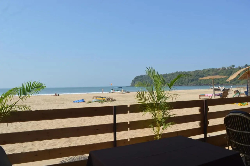 Anantra Sea View Resort