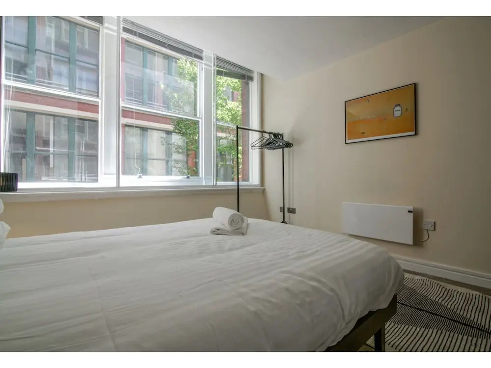 Stunning 1-bed Flat in Trendy Manchester Sleeps 4