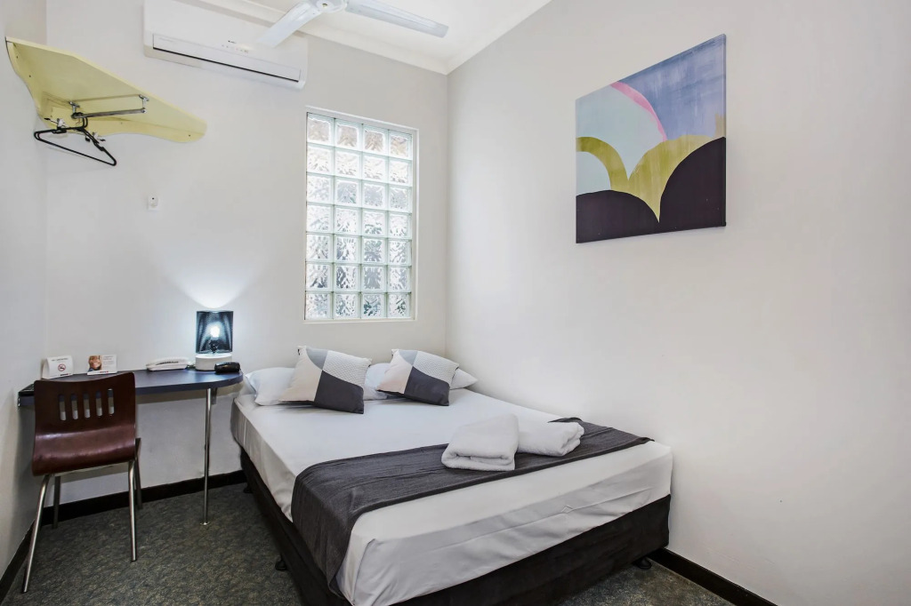 City Palms Motel