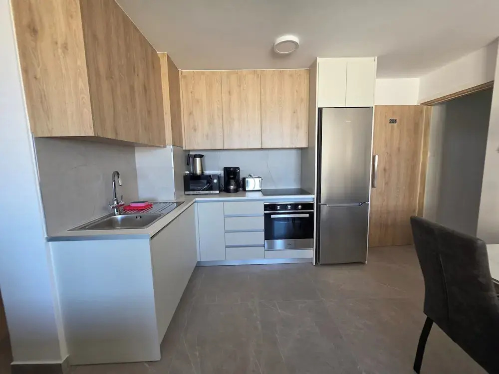 Spacious Two Bedroom Suites in Old Town