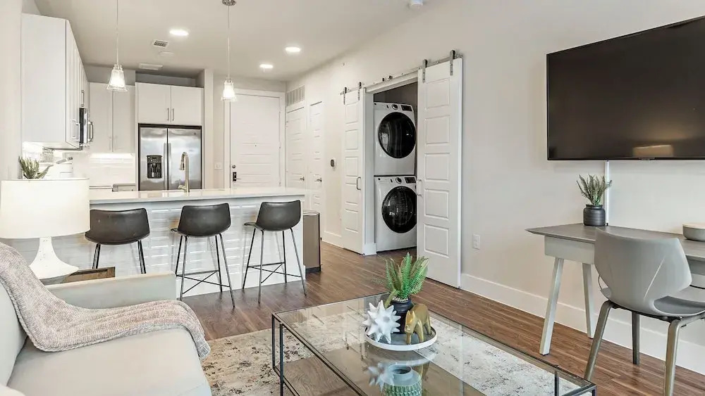 Landing Apartments near UT San Antonio