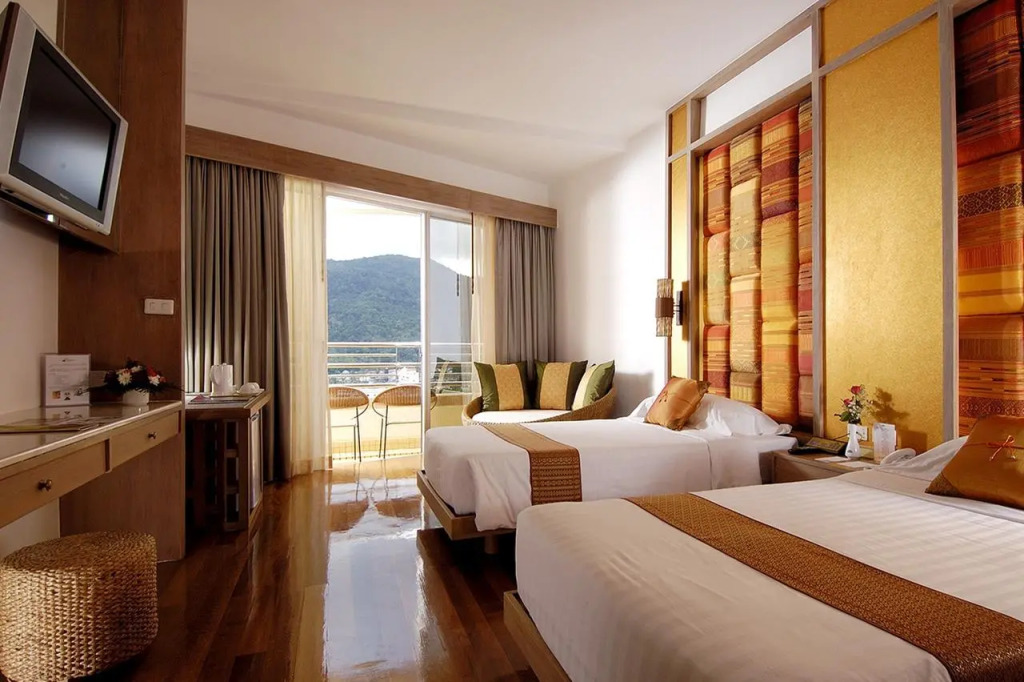 The Royal Paradise Hotel & Spa