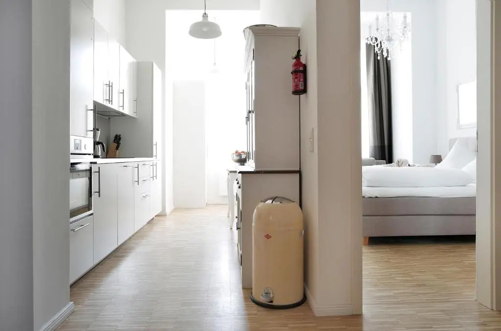 SC 2 Cozy Family & Business Flair welcomes you - Rockchair Apartments