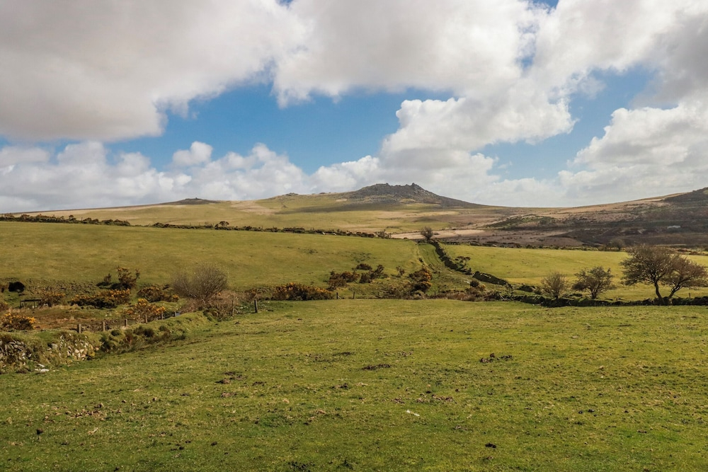 Roughtor Barn