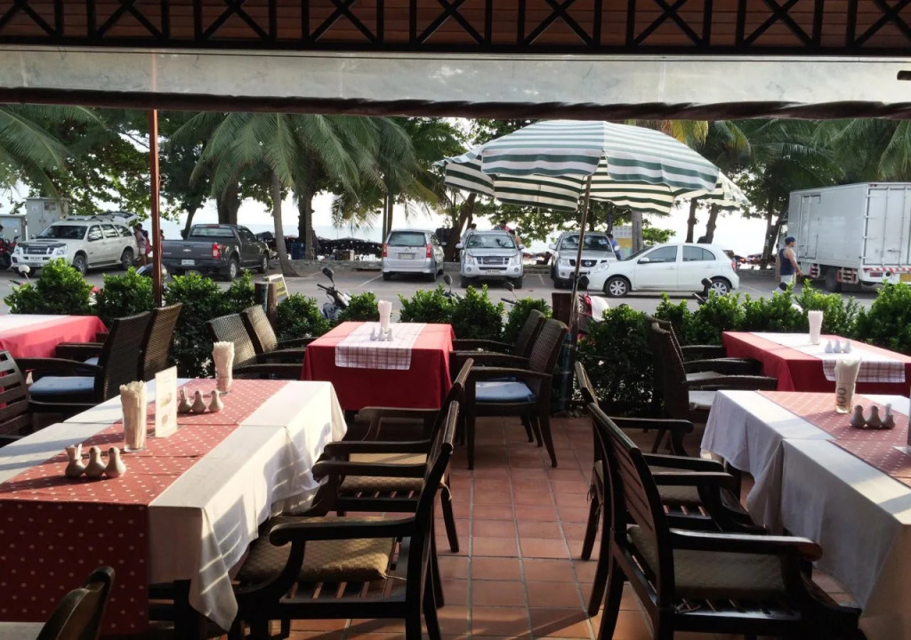 Hotel Jomtien Boathouse