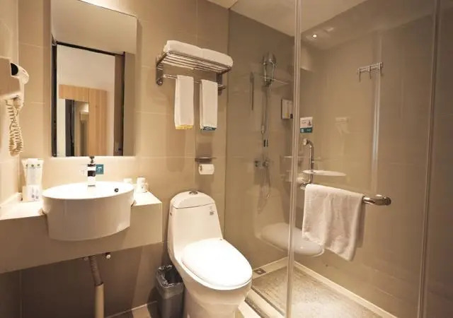 City Comfort Inn Wuhan Dazhi Road Light Rail Station