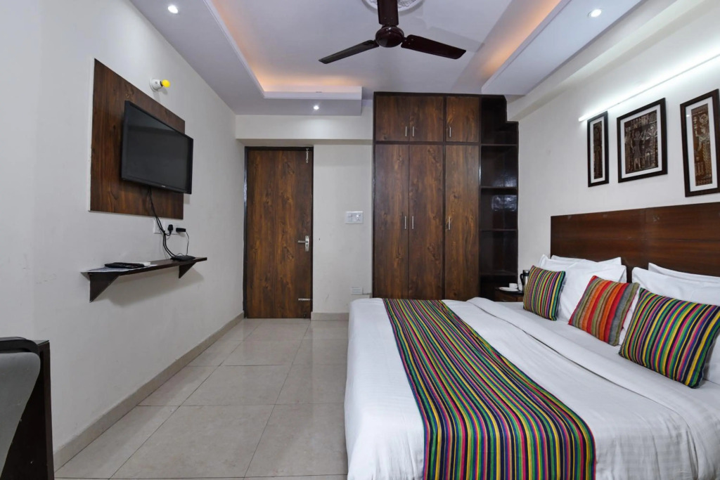 Hotel Nirvana Inn BY ASPL