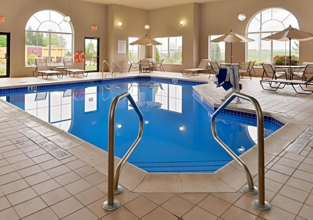 Holiday Inn Express & Suites St Marys by IHG