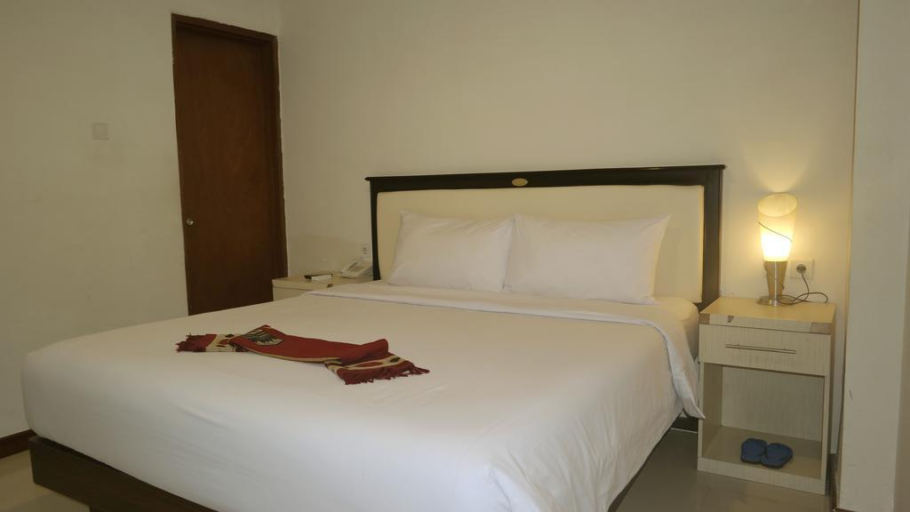 Ion Hotel