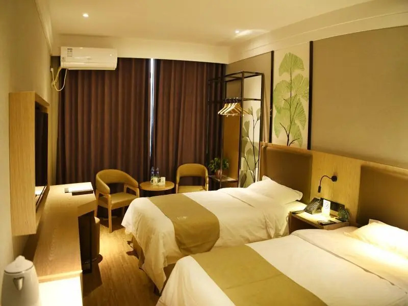 GreenTree Inn Puyang Hualong District Zhongyuan Road Hotel
