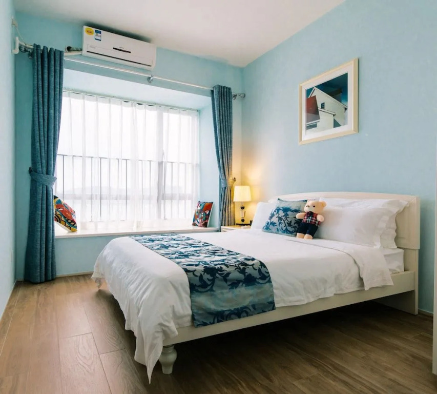 XI Yue Hai Bin Holiday Hotel