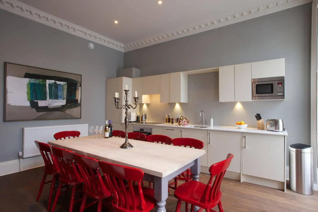 Halcyon Apartments