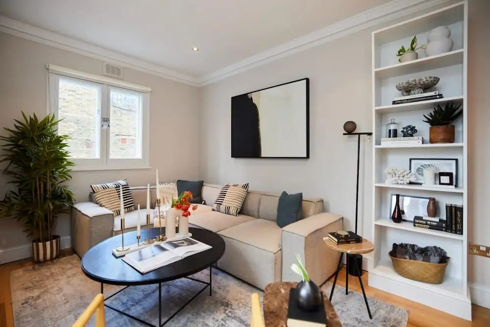 The Earl s Court Space - Modern 2Bdr Flat with Terrace Parking