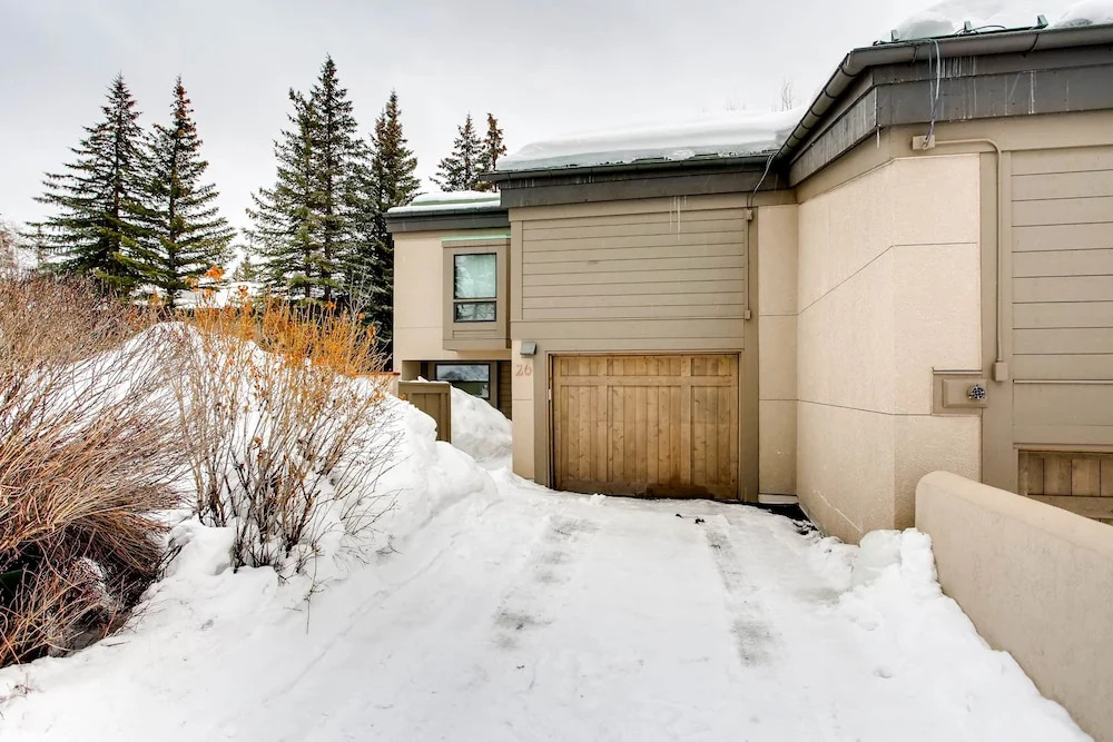 Mountain View Alpine Retreat by RedAwning