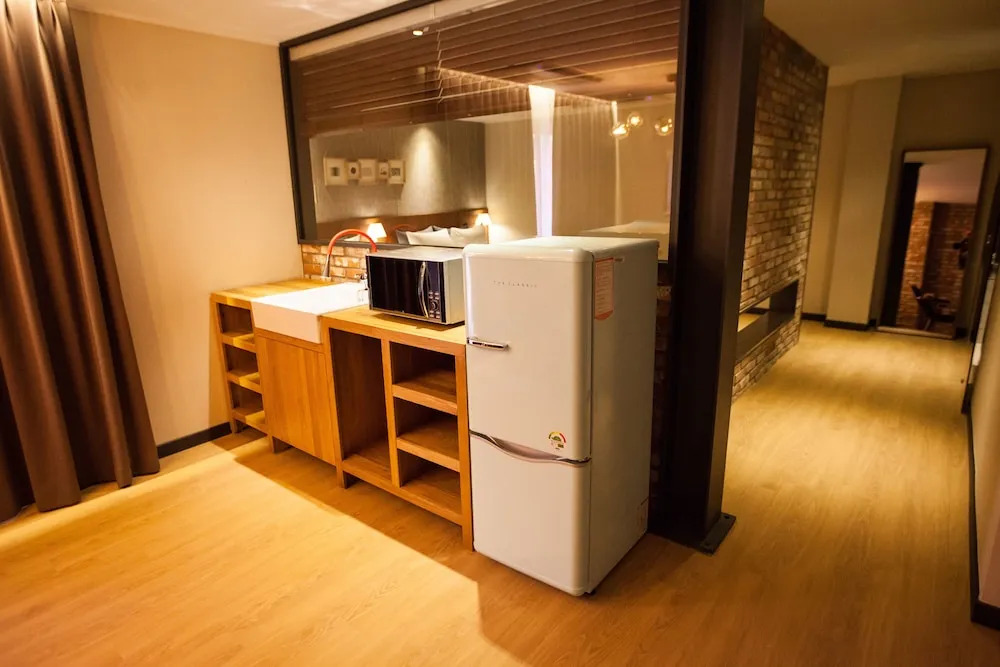 Brown-Dot Hotel Seomyeon