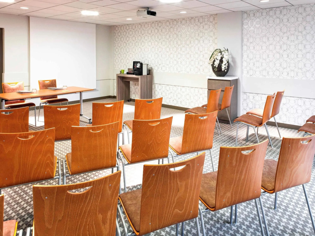 ibis Styles Clermont-Ferrand Aéroport