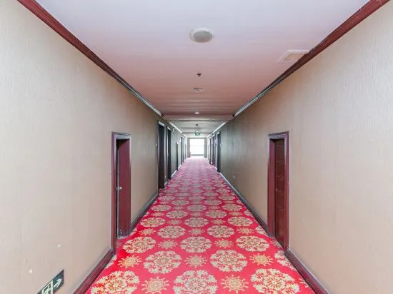Huayan Hotel