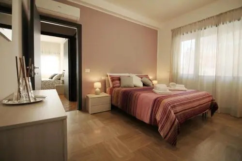 Eur Bright Spacious terraced Apartment