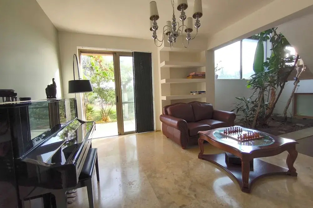 Villa Mirtylla luxury retreat w Pool, BBQ and Gym