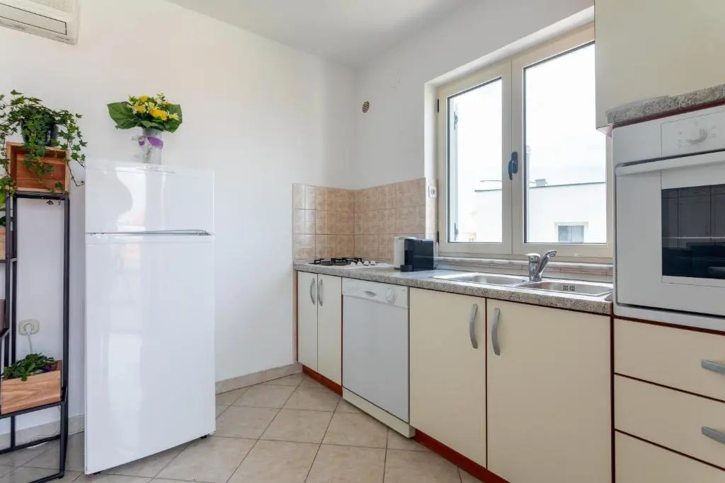 Apartments Jakic 1