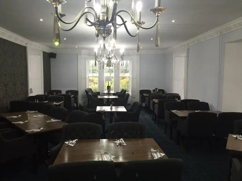 Huntly Arms