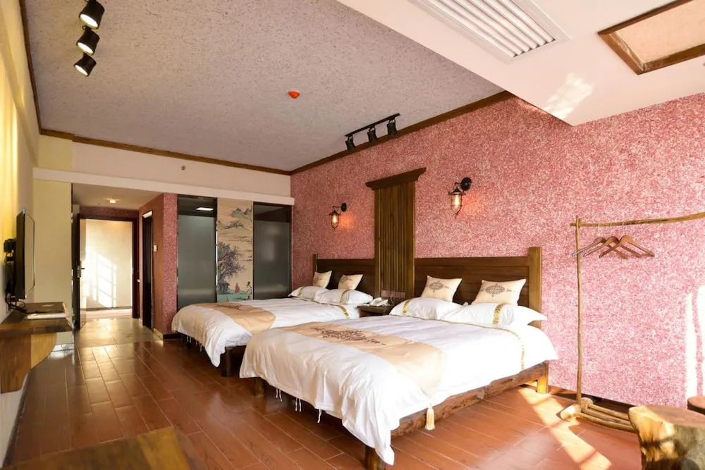 Tianmen Yeyu Hotel
