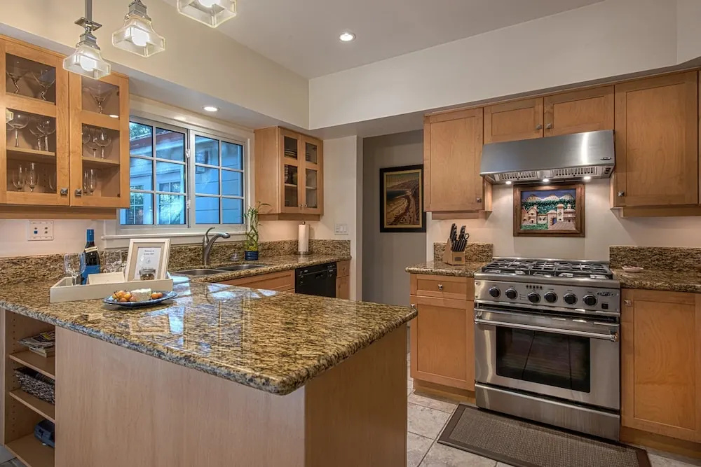 3723 Casa Mar