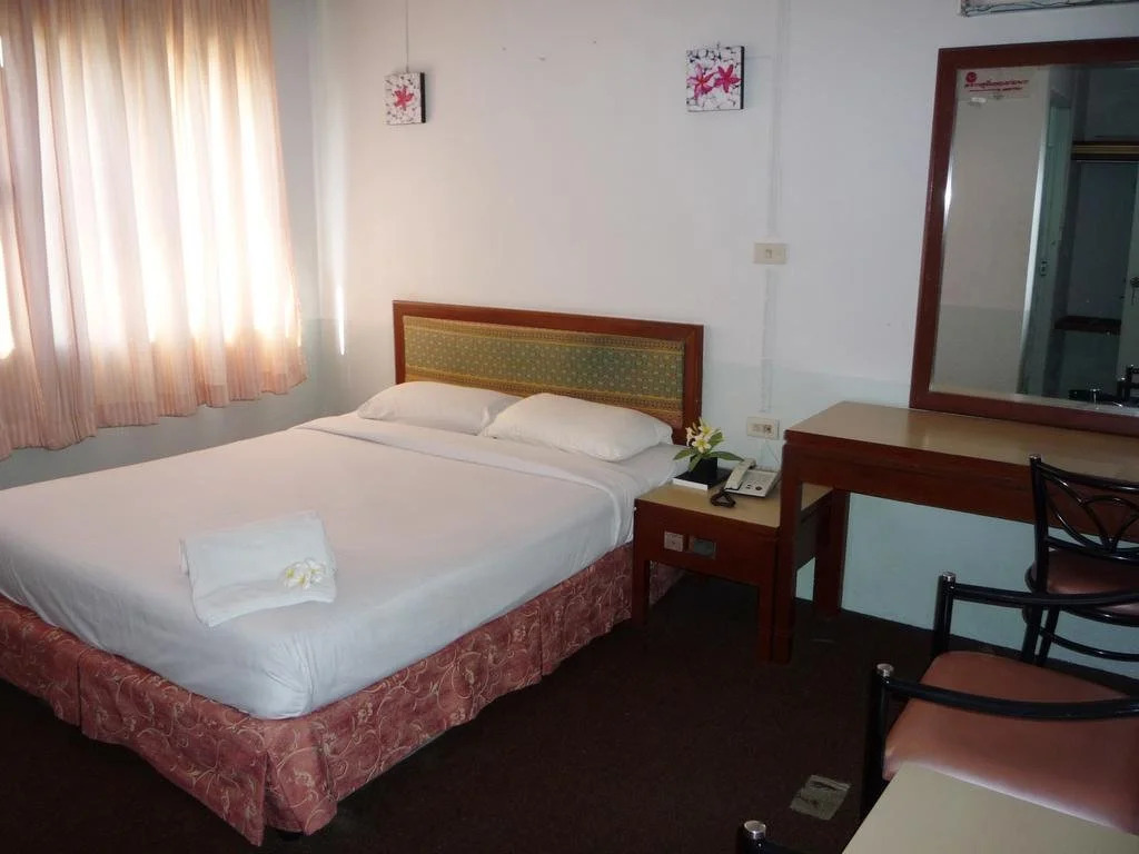 Wattana Trang Hotel