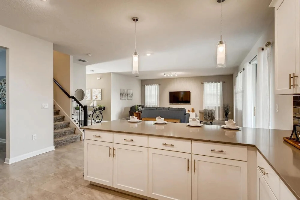 4507 NL Stunning 6br, Private Pool & Spa