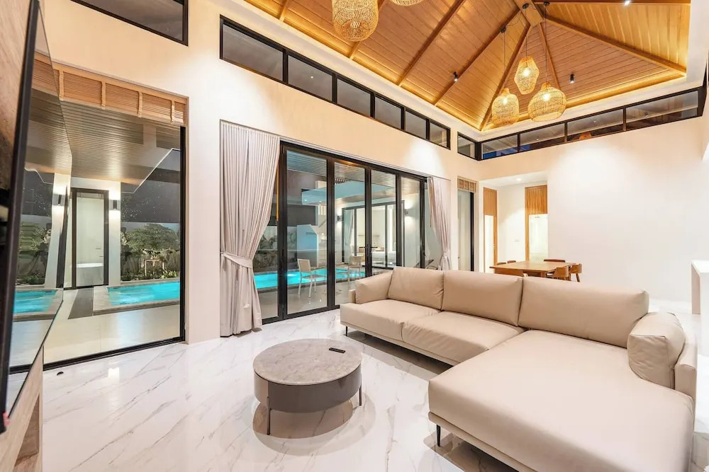 New Pool Villa With Fitness and Tennis Court