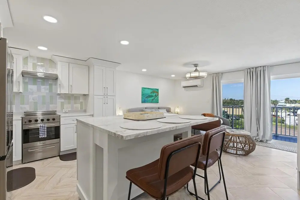 Mariner's Cove 308