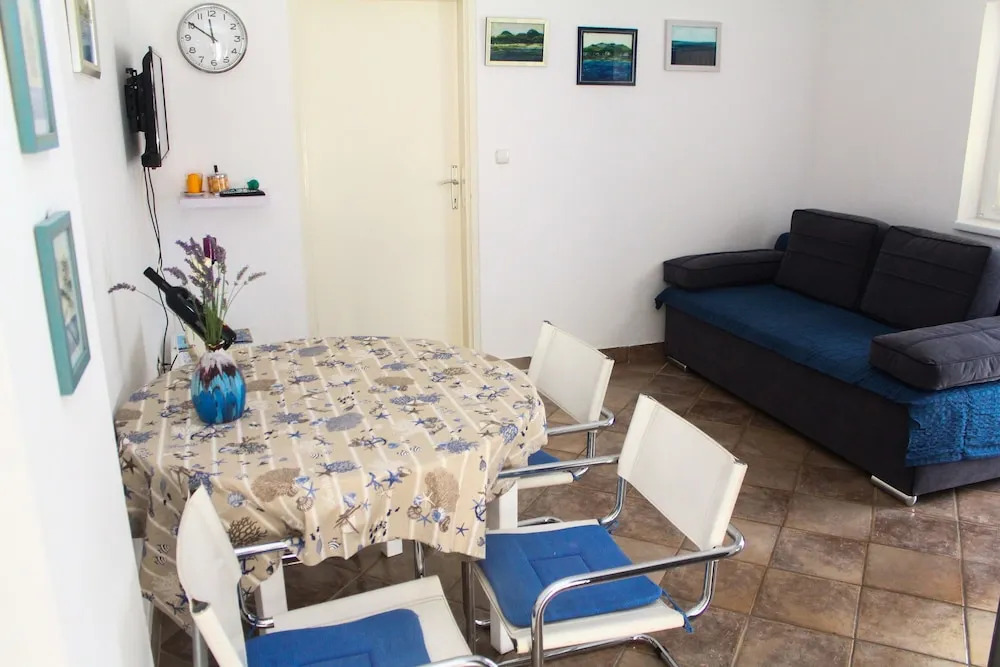 Cozy Apartment in Biograd for Maximum 4 Guests - 3 Minutes Walk to the Beach!