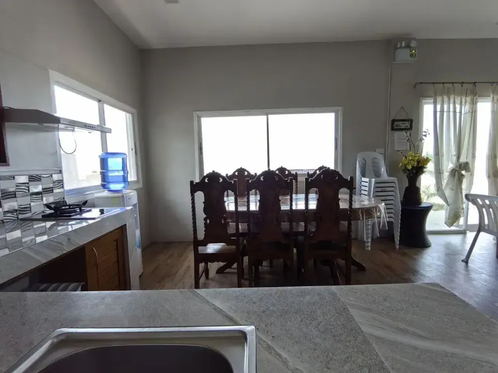 Sea Breeze Beachfront Villa Cebu